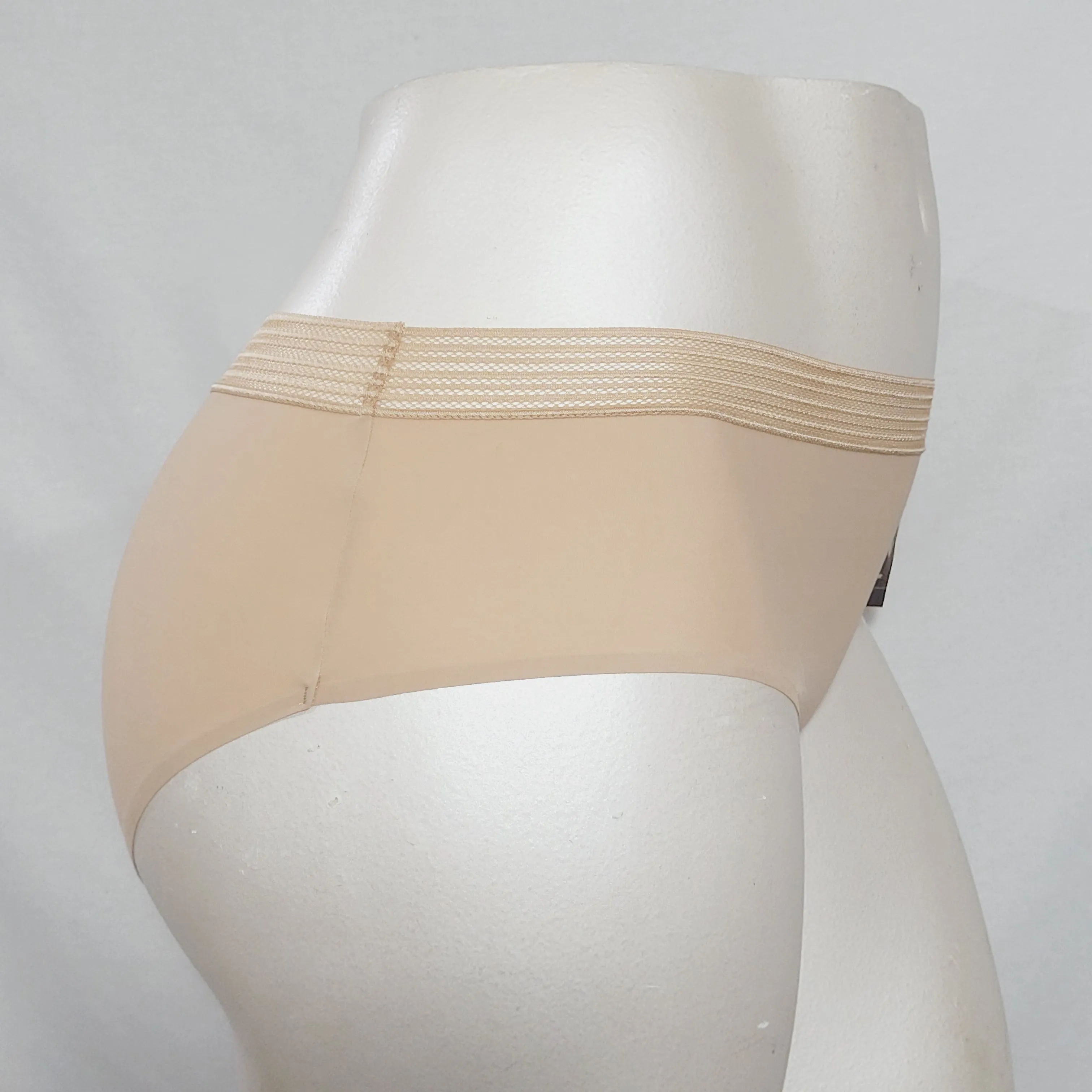 Ava & Viv Plus Size Laser Cut No Show Hipster Panty 1X Honey Beige