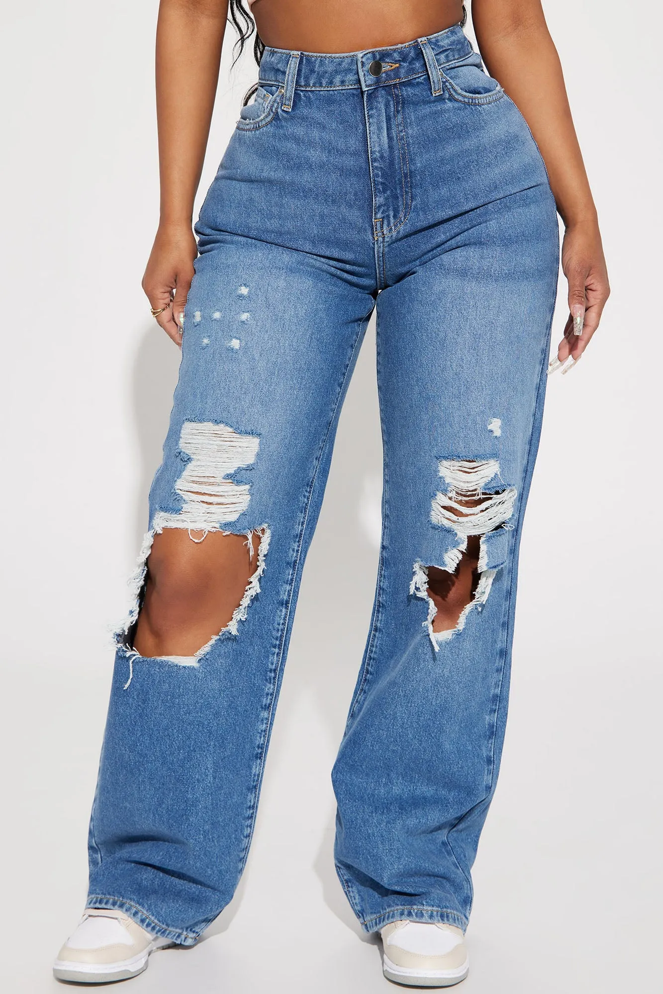 Best In Class Ripped Straight Leg Jeans - Medium Wash